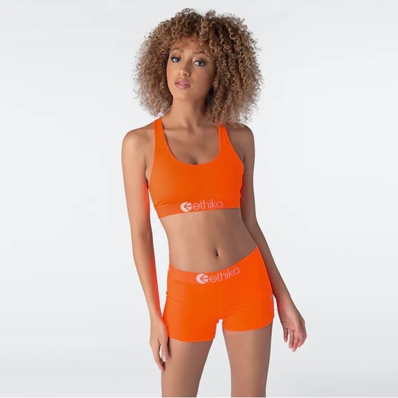 SUBZERO PERFORMANCE - NEON ORANGE
Women's Staple Size 3XL - Picture 2 of 6